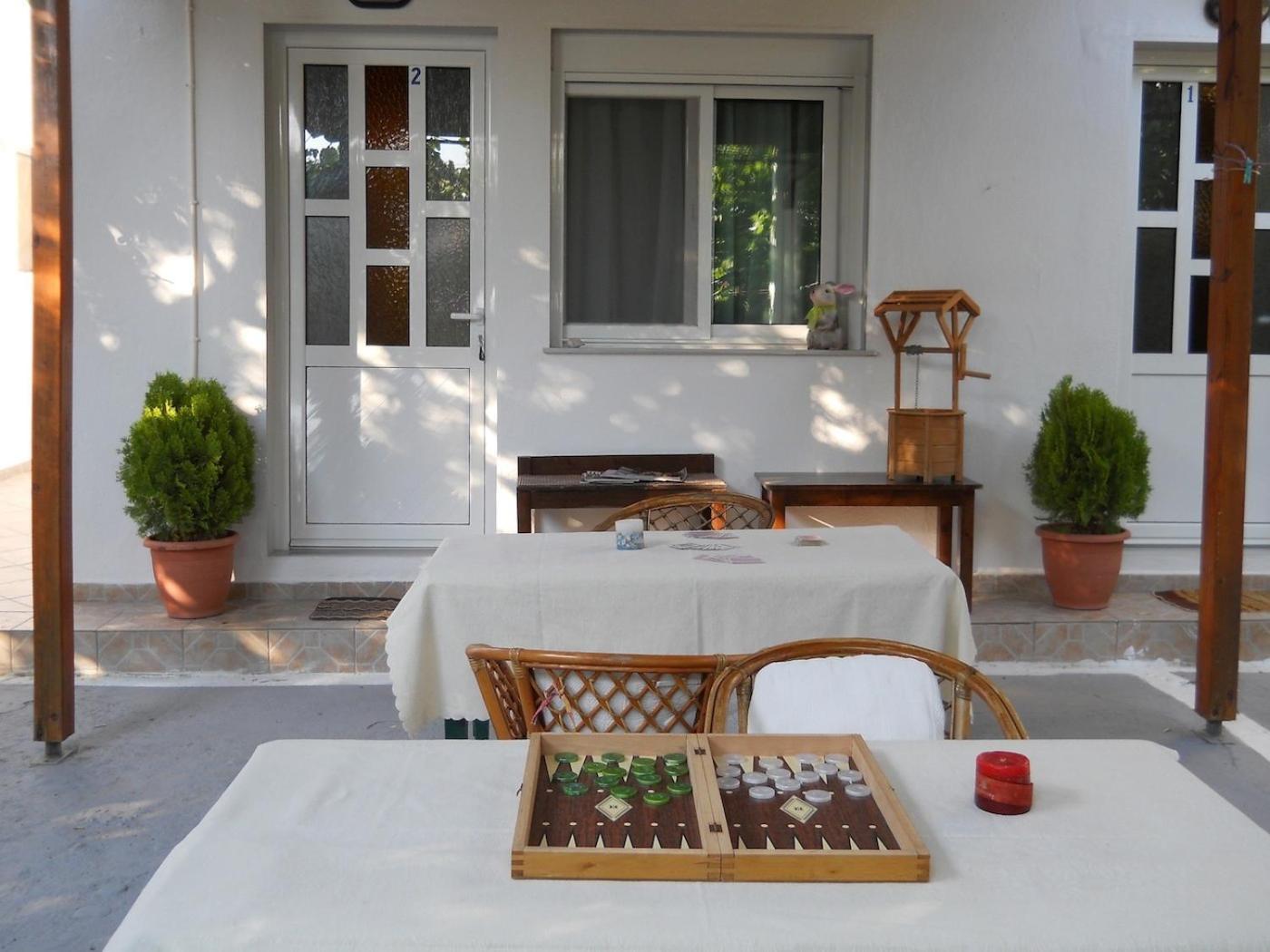 Villa Georgia Potos Exterior photo